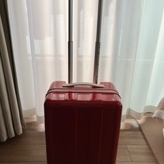 スーツケースを無料でお譲りいたしますの画像