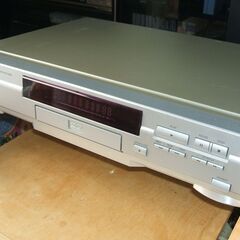 （Ａ０４）フナイＤＶＤ－Ｆ２０００　ＤＶＤプレイヤー　動作確認済。