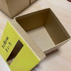 結婚式　ドレス　色当ての画像