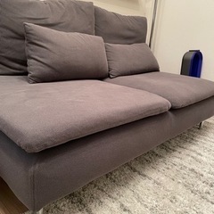 IKEAコンパクト3人掛けソファ