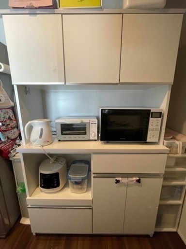 【使用期間1年:美品】食器棚