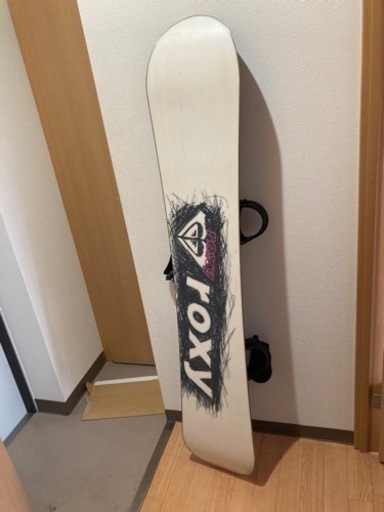 お譲り予定決定ROXYスノーボード4点セット