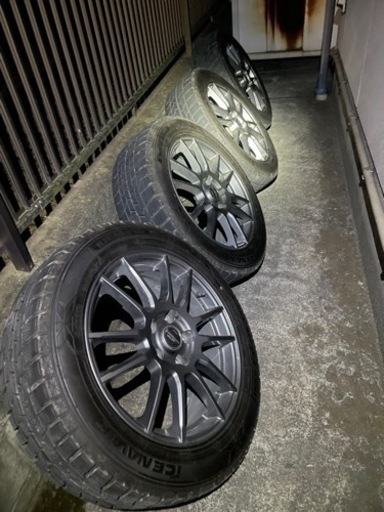 スタッドレス4本 215/55R17 バリ山