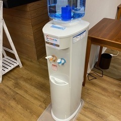 コワーキングスペース使いたい放題 - 助け合い