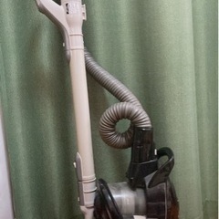 受付ストップしています。掃除機  取説、付属品もあります。の画像
