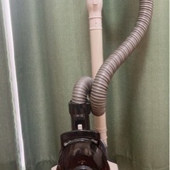 受付ストップしています。掃除機  取説、付属品もあります。の画像