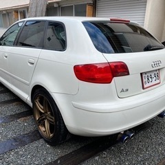 12.3万キロ　好調　アウディ A3 訳ありの画像