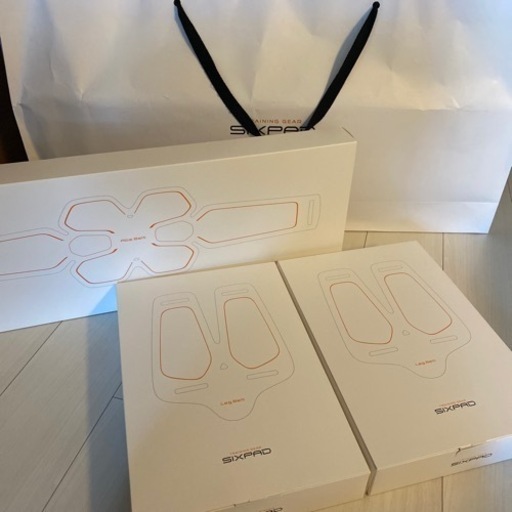 【美品】エムティージー シックスパッド アブズベルト S SP-AB2209F-S