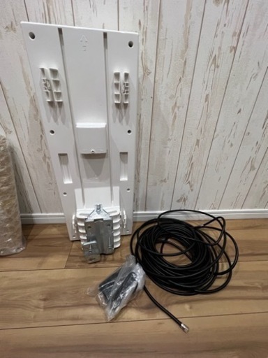 マスプロ電工 スカイウォーリー 家庭用UHFアンテナ ブースター内蔵 ウォームホワイト U2SWL26B