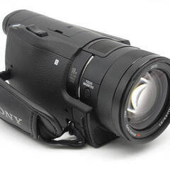 ss4708　ソニー　デジタル4Kビデオカメラ　FDR-AX100　ハンディカム　SONY　HANDYCAM　光学12倍　取扱説明書付き　カメラバッグ付き　ブラック　黒　コンパクト　小型　軽量　ハンディ　片手　ビデオ撮影の画像