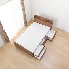 セミダブルベッドフレームお譲りします。