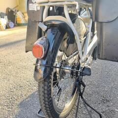 電動アシスト自転車

ヤマハ　PAS　KISS　白　20インチ　バッテリー現行長持ち8.7ah 充電器付きの画像
