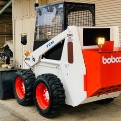 TCM ボブキャット 725 852時間 スキッドステアローダー ミニホイールローダー ショベルローダー4WD 新品タイヤ サイドミラー LEDライトの画像