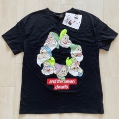 黒Tシャツ　ZARAの画像