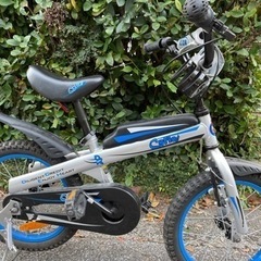 🚲16インチ【子供用自転車】補助輪付きの画像