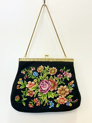プチポアンハンドバッグ がま口 黒 ビンテージ 花柄 刺繍 ハンドクラフト