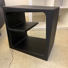 宇都宮でオシャレな家具を探すなら『オトワリバース！』②QUBY BLLACK キュービーブラック シェルフ フリーラック 飾り棚 本棚 テーブル 中古品