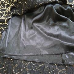 値下げしましたフリル付き洋服の画像