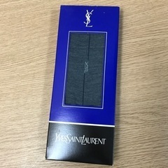 ☆値下げ☆ O2302-755 イヴ・サンローラン くつ下 25...