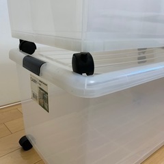 クリア　フタ式　衣装ケース　２つ組み　コマ付きの画像