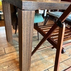 ダイニングテーブル　椅子付きの画像