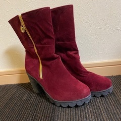★⁑未使用⁑ ショートブーツ ボア ブーツ 赤 レッド 24cmの画像