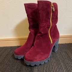 ★⁑未使用⁑ ショートブーツ ボア ブーツ 赤 レッド 24cmの画像