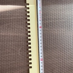みつばちの巣門ガードの画像