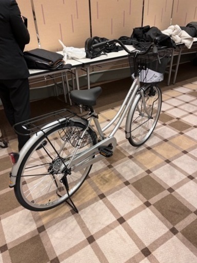 新品の自転車