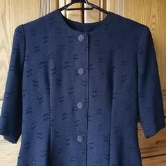 黒スーツ