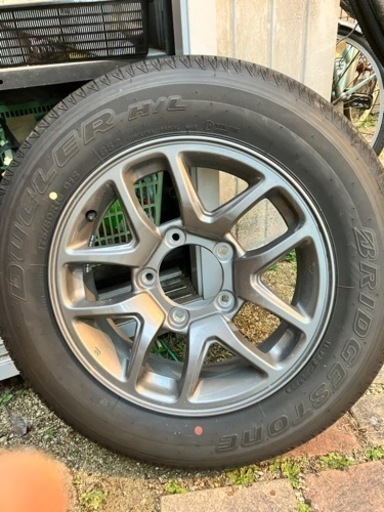 【手渡しのみ】175/80r16 タイヤのみ