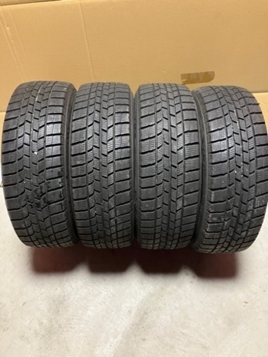 185/60R15バリ山スタッドレスタイヤ4本　アクア、ヴィッツ、カローラフィールダー、フィット、スイフト等　ランクB