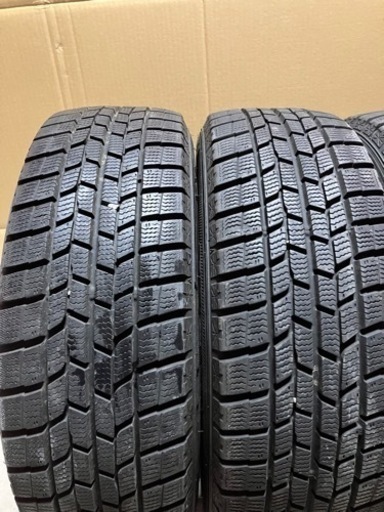 185/60R15バリ山スタッドレスタイヤ4本　アクア、ヴィッツ、カローラフィールダー、フィット、スイフト等　ランクB