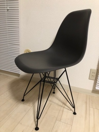 イームズ 風チェア　グレー