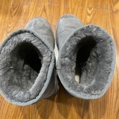 ★受渡し完了★UGGのムートンブーツの画像