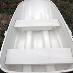 YAMAHA FRP 手漕ぎボート 塗装済 オール付属 釣りに 冒険に ！の画像