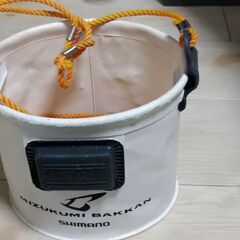 シマノ製　バッカン　釣り用水汲みバケツ