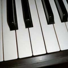 電子ピアノの画像