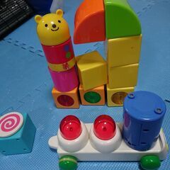コンビ マグネット積み木 ジャンク品の画像