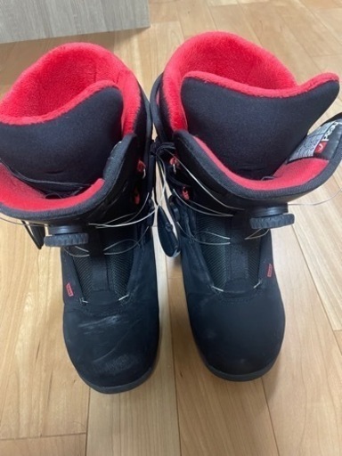 スノーボードブーツ