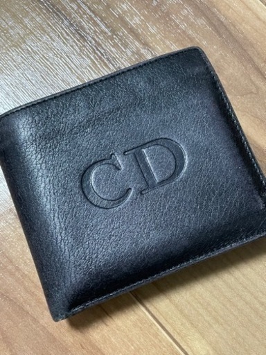 決まりました。Dior 二つ折り 財布