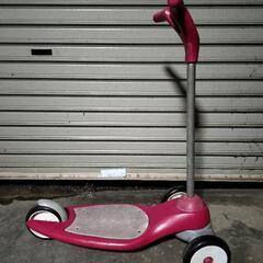 子供用スクーターの画像