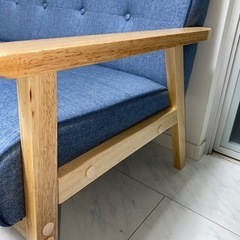 ★ソファ 2人掛け ローソファー 肘付き 体にフィットするソファ 天然木 ファブリック 北欧 モダン レザー ソファーの画像