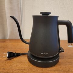 バルミューダ電気ケトル BALMUDA ブラックの画像