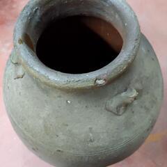 大きな壺 花瓶 水瓶ですの画像