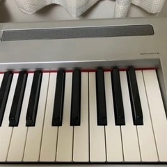 YAMAHA ヤマハ電子ピアノ P-85の画像