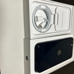 iPhone SE 第3世代　64GB 都内23区都合が合えば配送可の画像