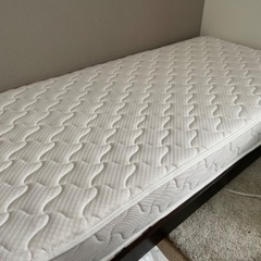 シングルベッド