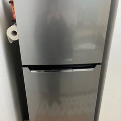 冷蔵庫　ハイセンス　Hisence 冷凍冷蔵庫 HR-B2302  2020年製 227L 2ド 右開き シルバー