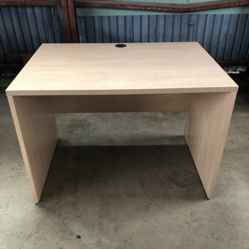 残り1台　事務デスク 事務机 パソコンデスク 学習机 業務用 家庭用 100×70×70cm
